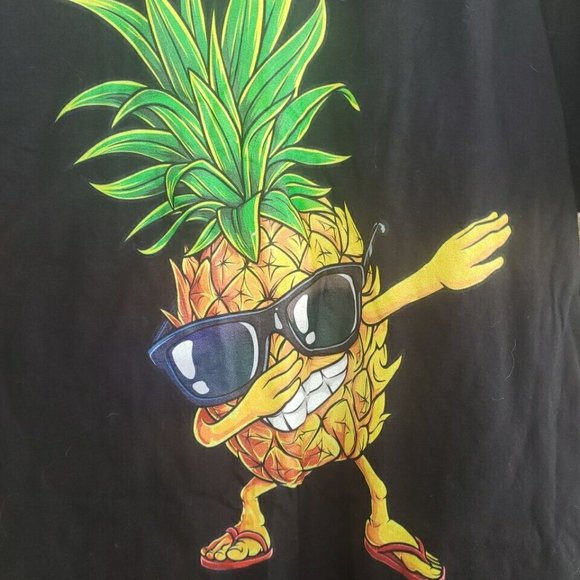 Black Pineapple Man T-Shirt Size: Medium - Picture 2 of 3